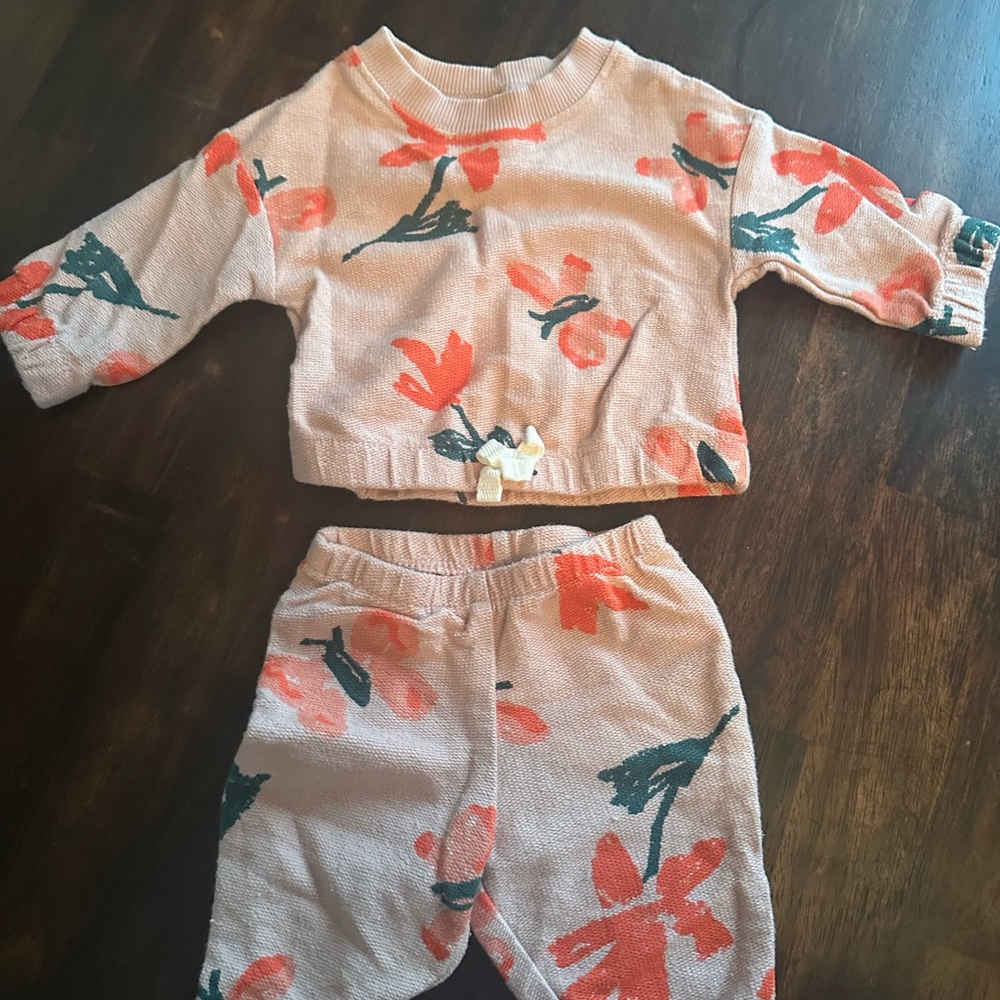Super cute 2 pc Boho style outfit